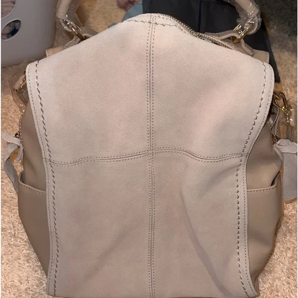 FLAW*Brand NEW Ty Convertible Backpack in CAMEL? Camel Leather Convertible Backpack 2.0 | Small Leather  main image 4